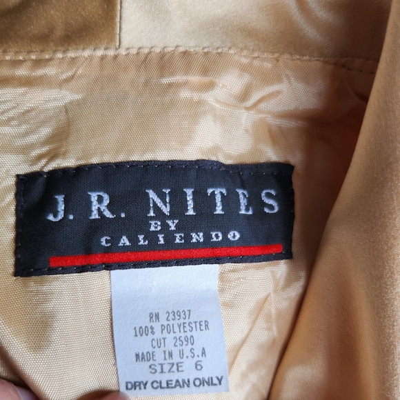 Vintage 90s Gold Sateen Plunge Color Vest Sz 6 - Picture 3 of 3